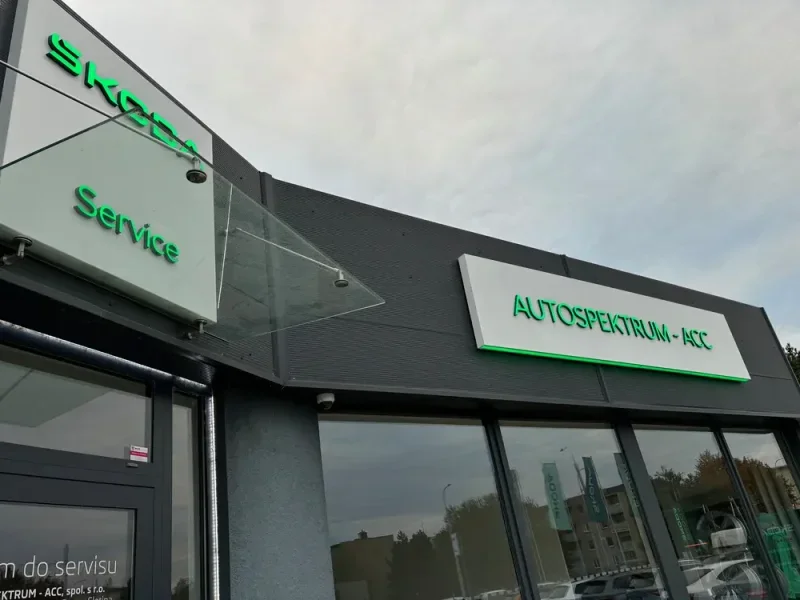AUTO - SPEKTRUM - ACC