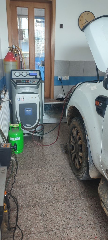 Nejlepší Pneuservis v mém okolí en Krouna